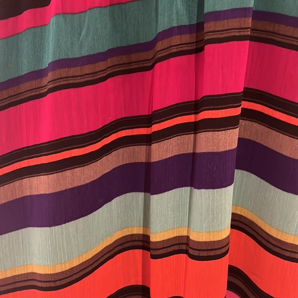 Banana Republic color block dress. Size 4. Fits like a size 6 - Picture 3 of 4